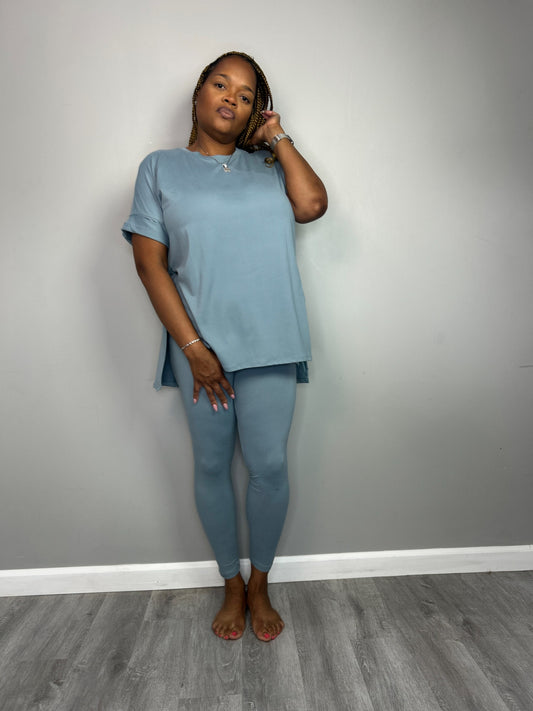 NOT SO BASIC 2 PIECE SET CREW NECK ICEY BLUE